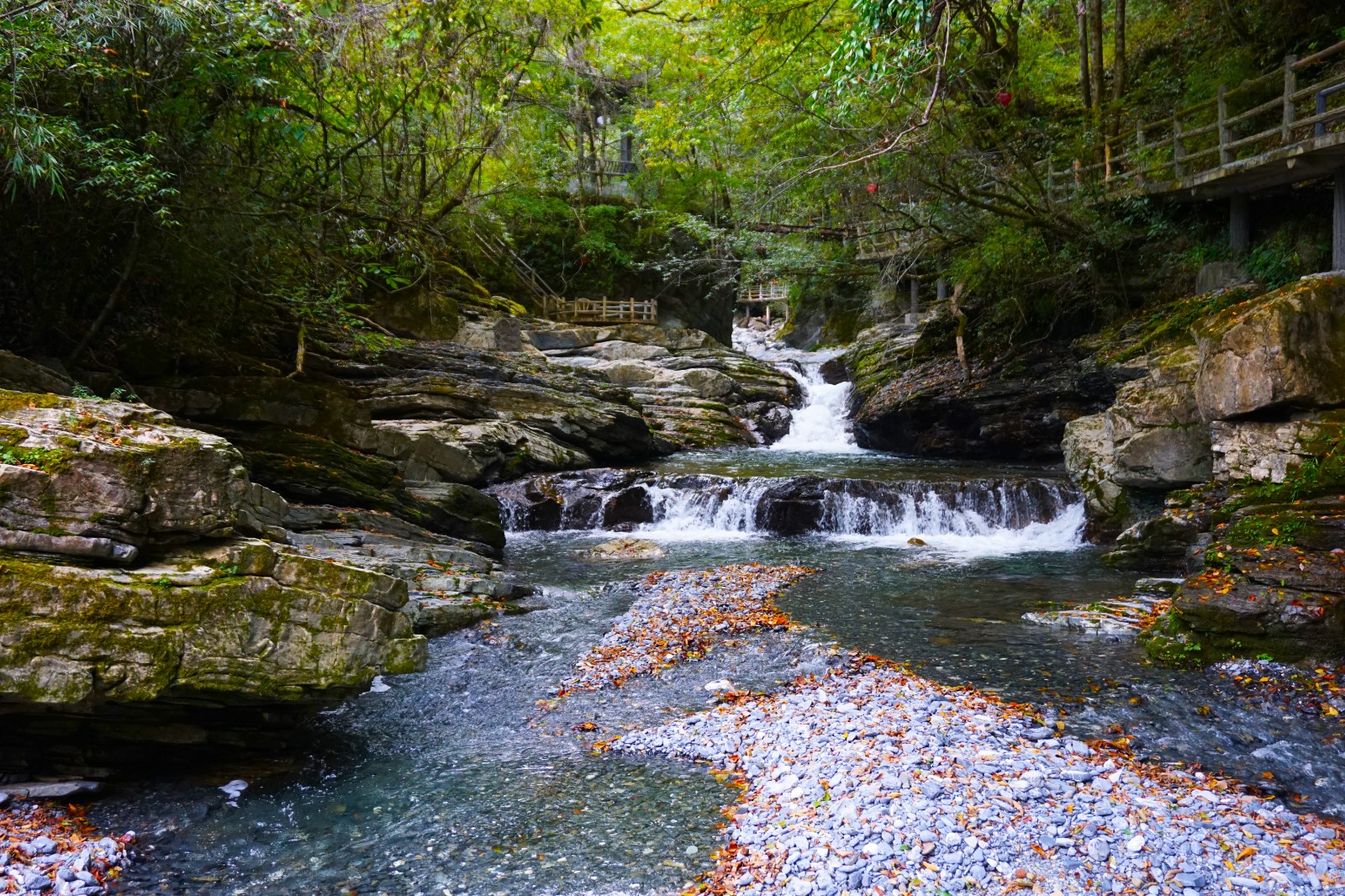 9大唐石泉水力发电厂-陈军-绿水青山.JPG